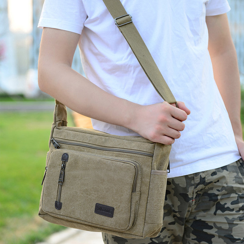 Simple Layered Retro Fashion Men's Messenger Bag